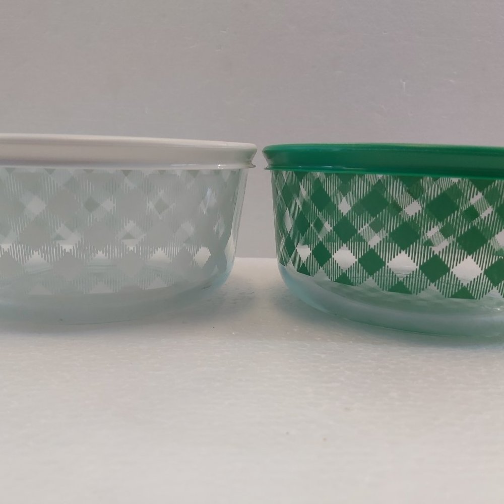 4cup Pyrex Decorated 2 Piece Set - Picture 4 of 4